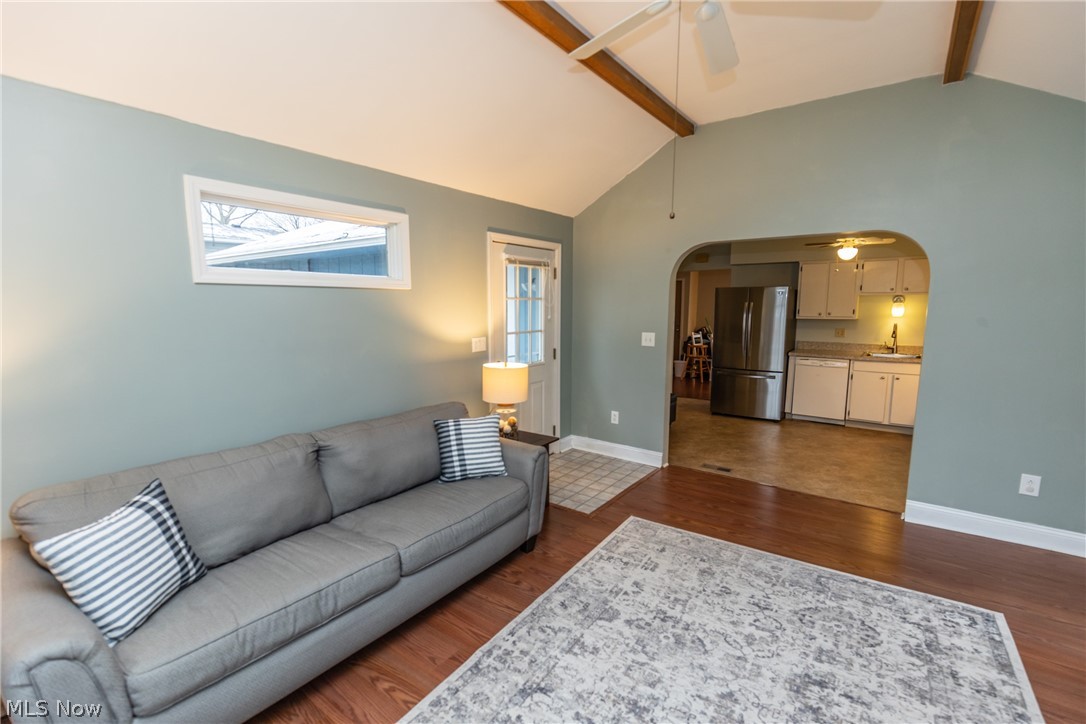26708 Knickerbocker Road Bay Village, OH 44140 - Photo 18 of 33 Family room