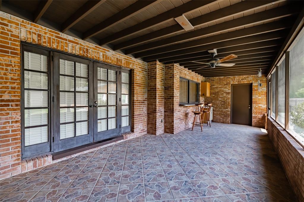 501 Bryan Road Brandon, FL 33511 - Photo 11 of 40 Gallery Image 11