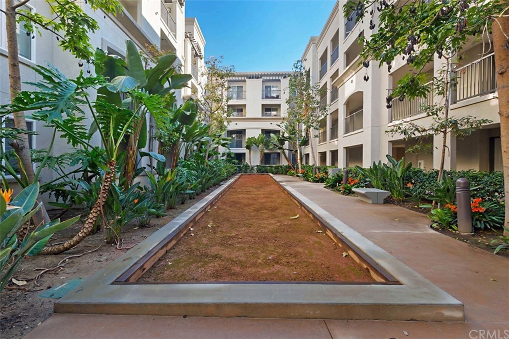 1326 Scholarship Irvine, CA 92612 - Photo 20 of 22 a view of a yard both side of building