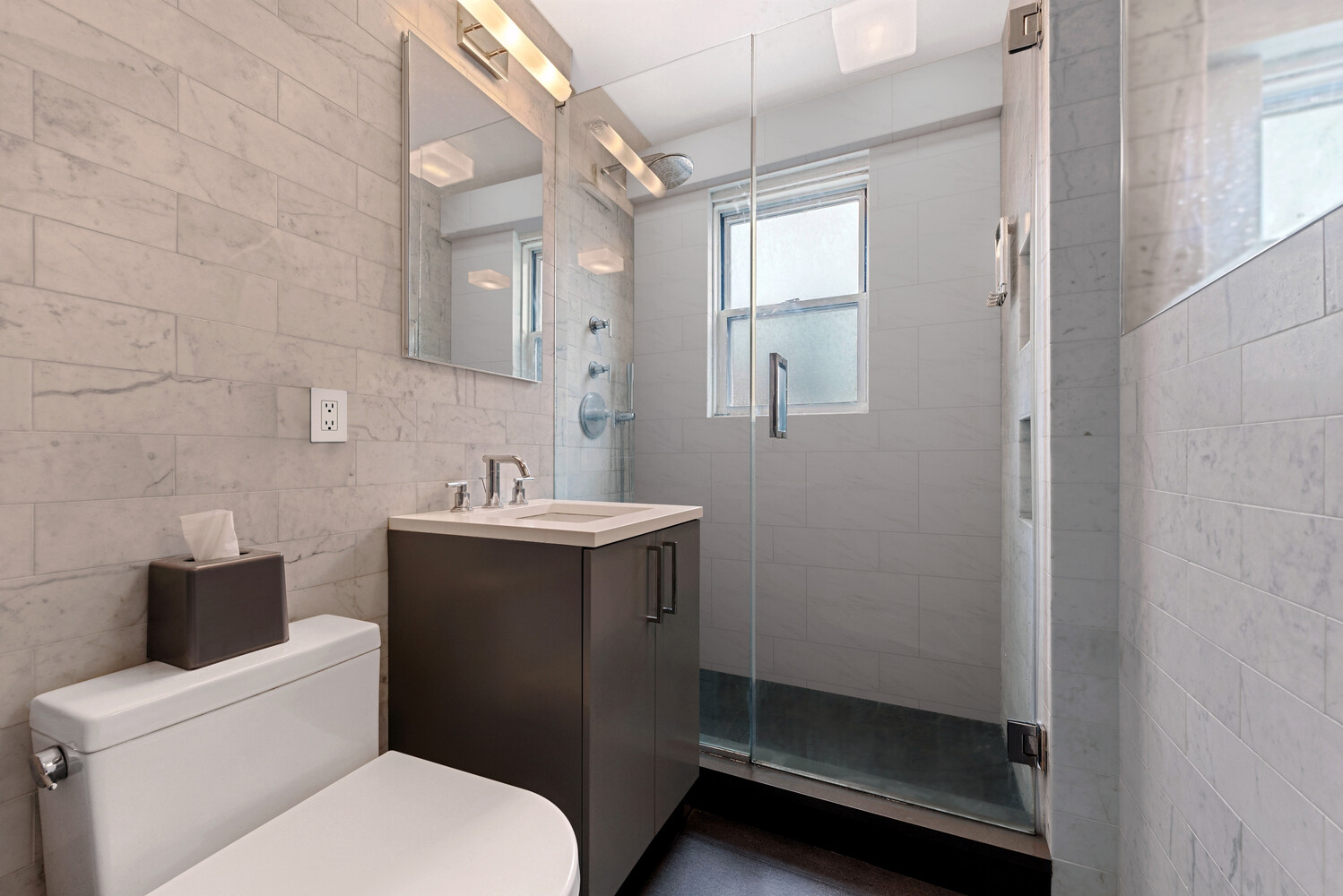 300 East 71st Street, Unit 10N Manhattan, NY 10021 - Photo 2 of 7