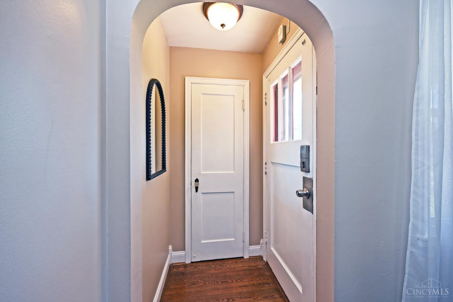 5587 Vogel Road Cincinnati, OH 45239 - Photo 6 of 42