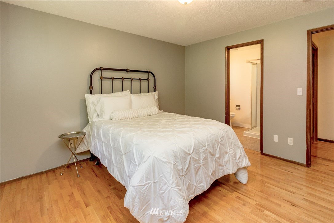 9012 Ridgeview Circle West University Place, WA 98466 - Photo 13 of 25 Gallery Image 13