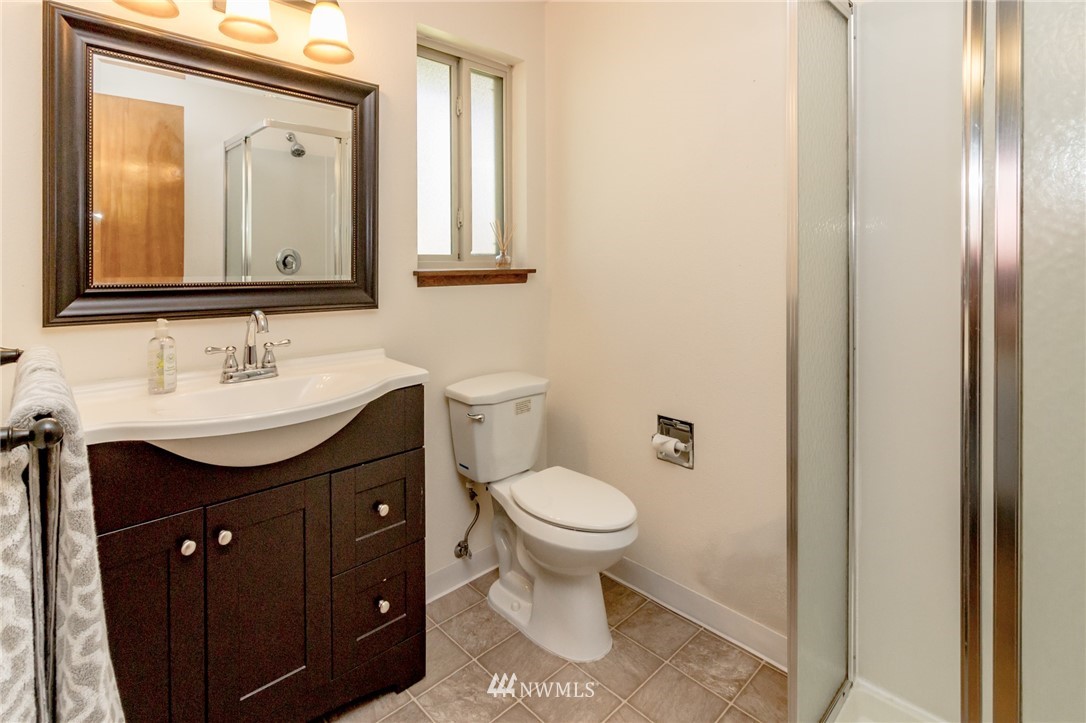 9012 Ridgeview Circle West University Place, WA 98466 - Photo 14 of 25 Gallery Image 14