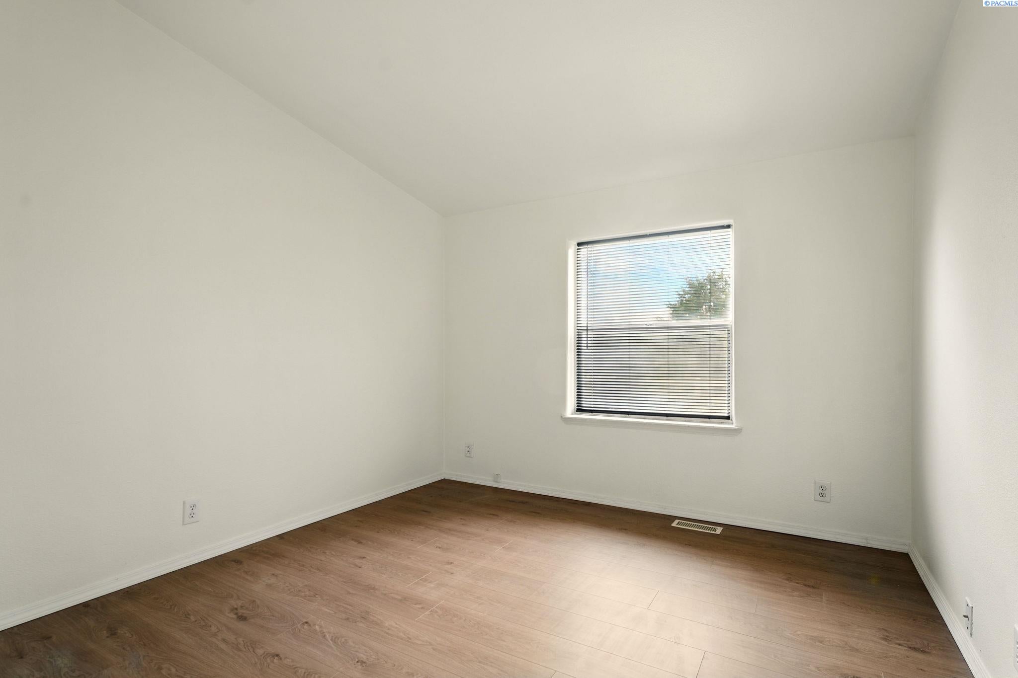 2009 Goose Gap Road Benton City, WA 99320 - Photo 23 of 28 Gallery Image 23