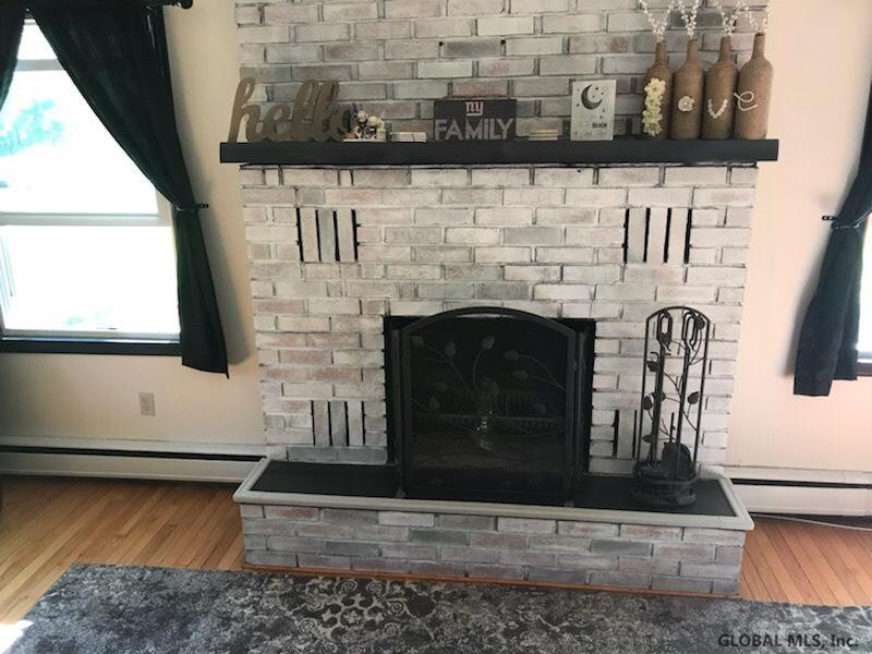 189 Reynolds Road Moreau, NY 12828 - Photo 7 of 23 Photo 7