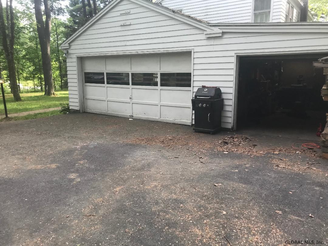 189 Reynolds Road Moreau, NY 12828 - Photo 8 of 23 Photo 8