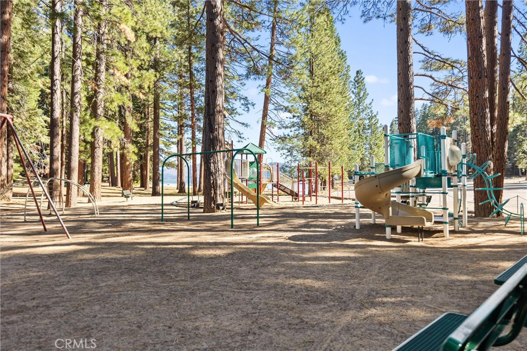 701 Lake Ridge Road Lake Almanor, CA 96137 - Photo 28 of 32