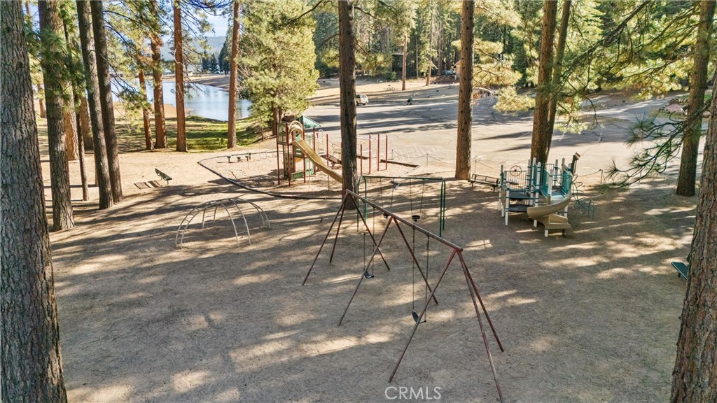 701 Lake Ridge Road Lake Almanor, CA 96137 - Photo 29 of 32