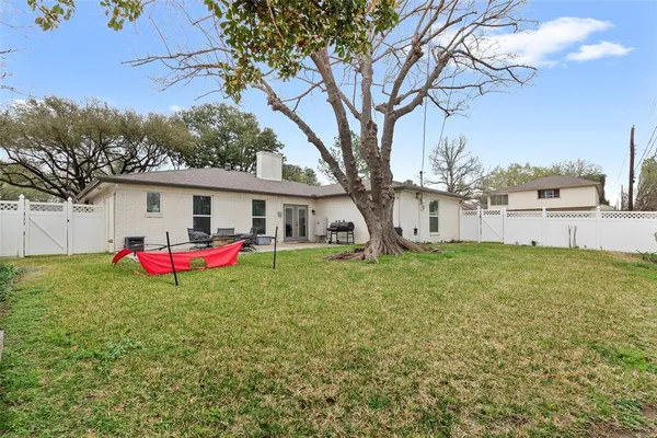 $405,000 | 2201 Mountainview Drive, Hurst, TX 76054