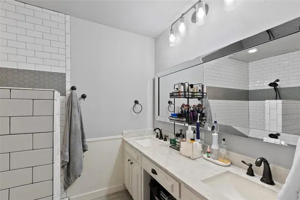 $405,000 | 2201 Mountainview Drive, Hurst, TX 76054