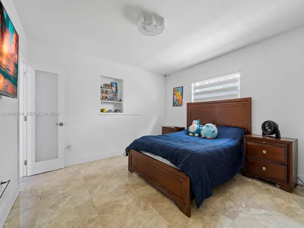 $1,000,000 | 15305 Southwest 209th Avenue, Miami, FL 33187