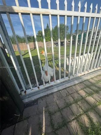 $1,000,000 | 15305 Southwest 209th Avenue, Miami, FL 33187