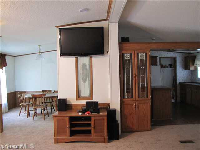 2107 Volunteer Road Pinnacle, NC 27043 - Photo 3 of 10 Living Room.