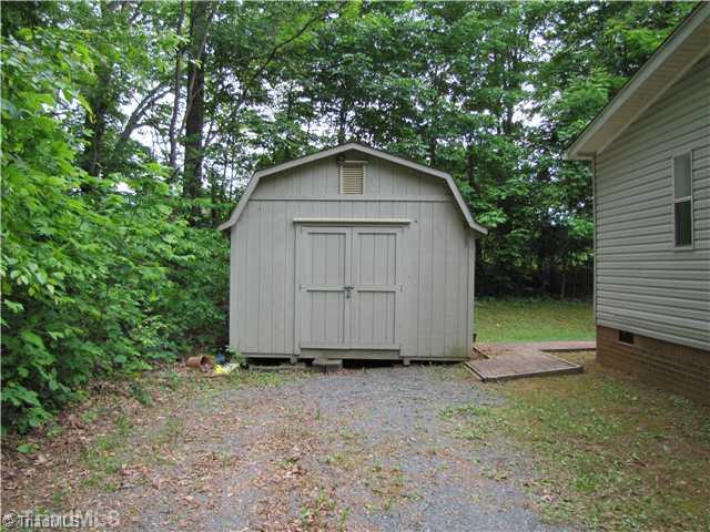 2107 Volunteer Road Pinnacle, NC 27043 - Photo 10 of 10 Storage.