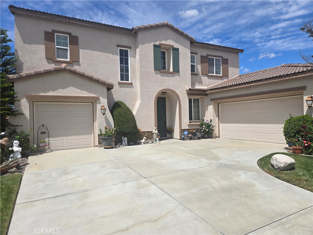 31043 Tiverton Road Menifee, CA 92584 - Photo 3 of 36