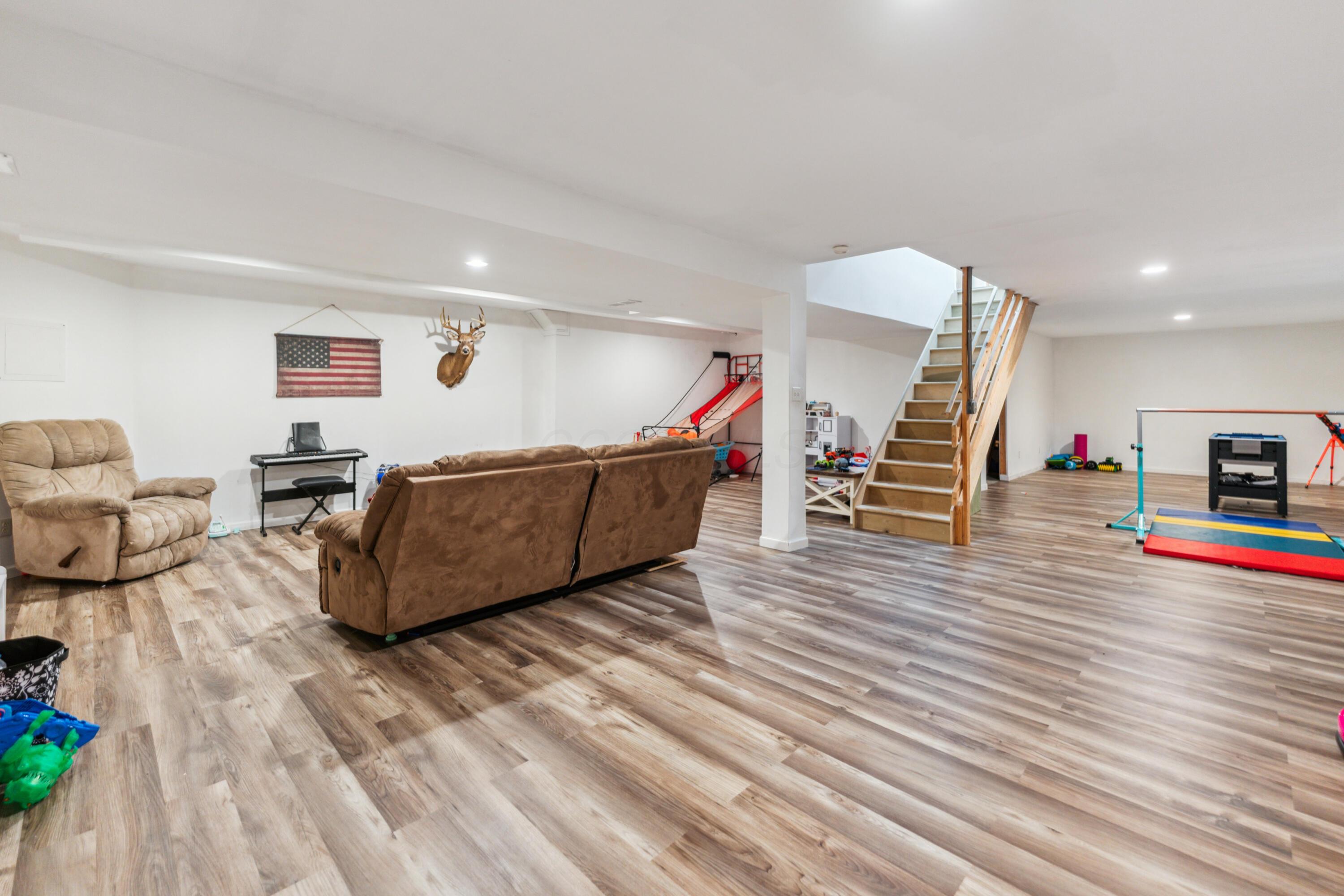 17994 Claypool Road Newark, OH 43056 - Photo 22 of 39 Basement