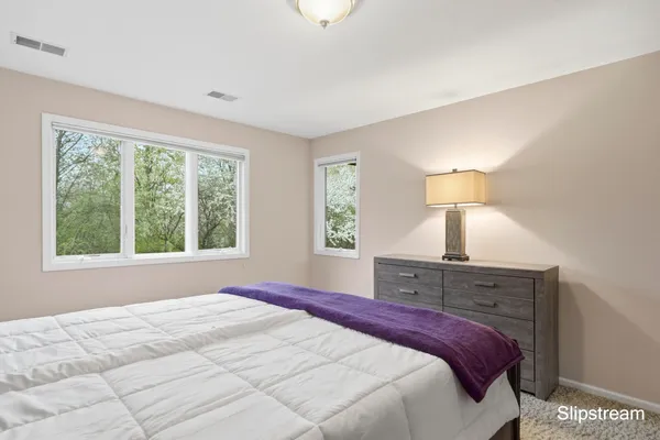 $500,000 | 4302 Sabal Pointe Drive Southeast, Grand Rapids, MI 49546
