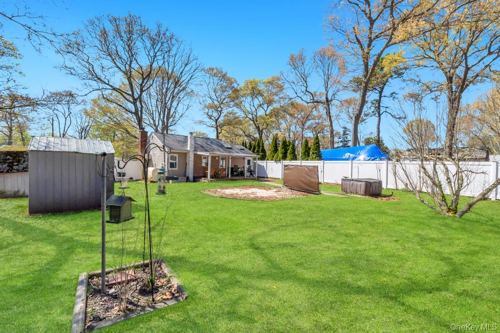 89 Gould Road Centereach, NY 11720 - Photo 5 of 16