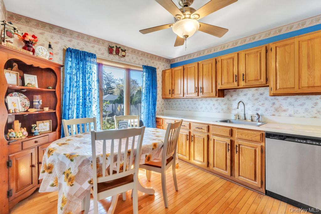 89 Gould Road Centereach, NY 11720 - Photo 10 of 16
