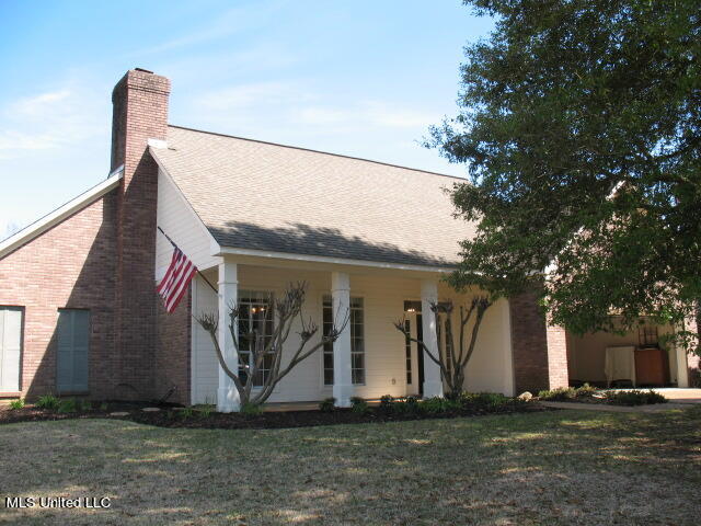 150 Trace Ridge Drive Ridgeland, MS 39157 - Photo 1 of 40 53CFD40D-3F10-4149-8458-C2A624BF2A58