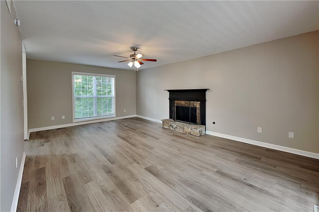 31 Courtney Lane Dallas, GA 30132 - Photo 2 of 21