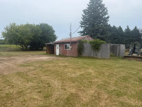 $130,000 | 7573 County Farm Road, Greenville, MI 48838