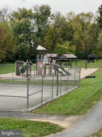 $1,800 | 808 Stratford Way, Unit D, Frederick, MD 21701