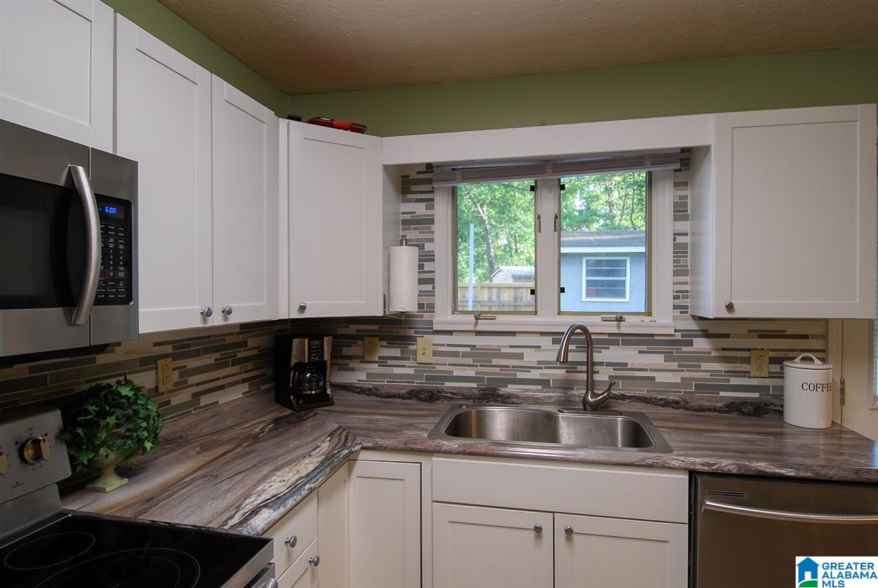 1204 Shadecrest Road Anniston, AL 36206 - Photo 11 of 26