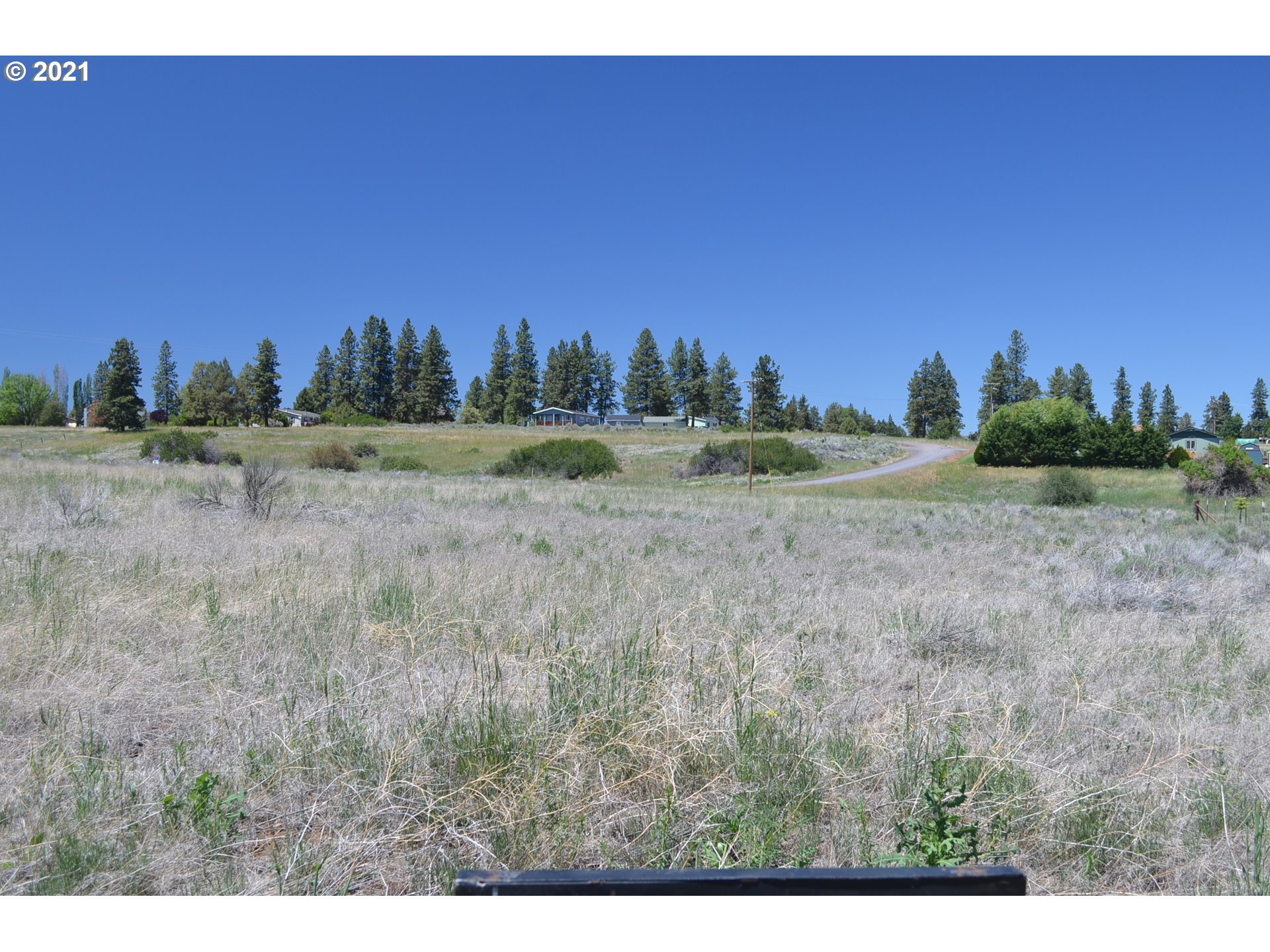 Fred Place Chiloquin, OR 97624 - Photo 2 of 3