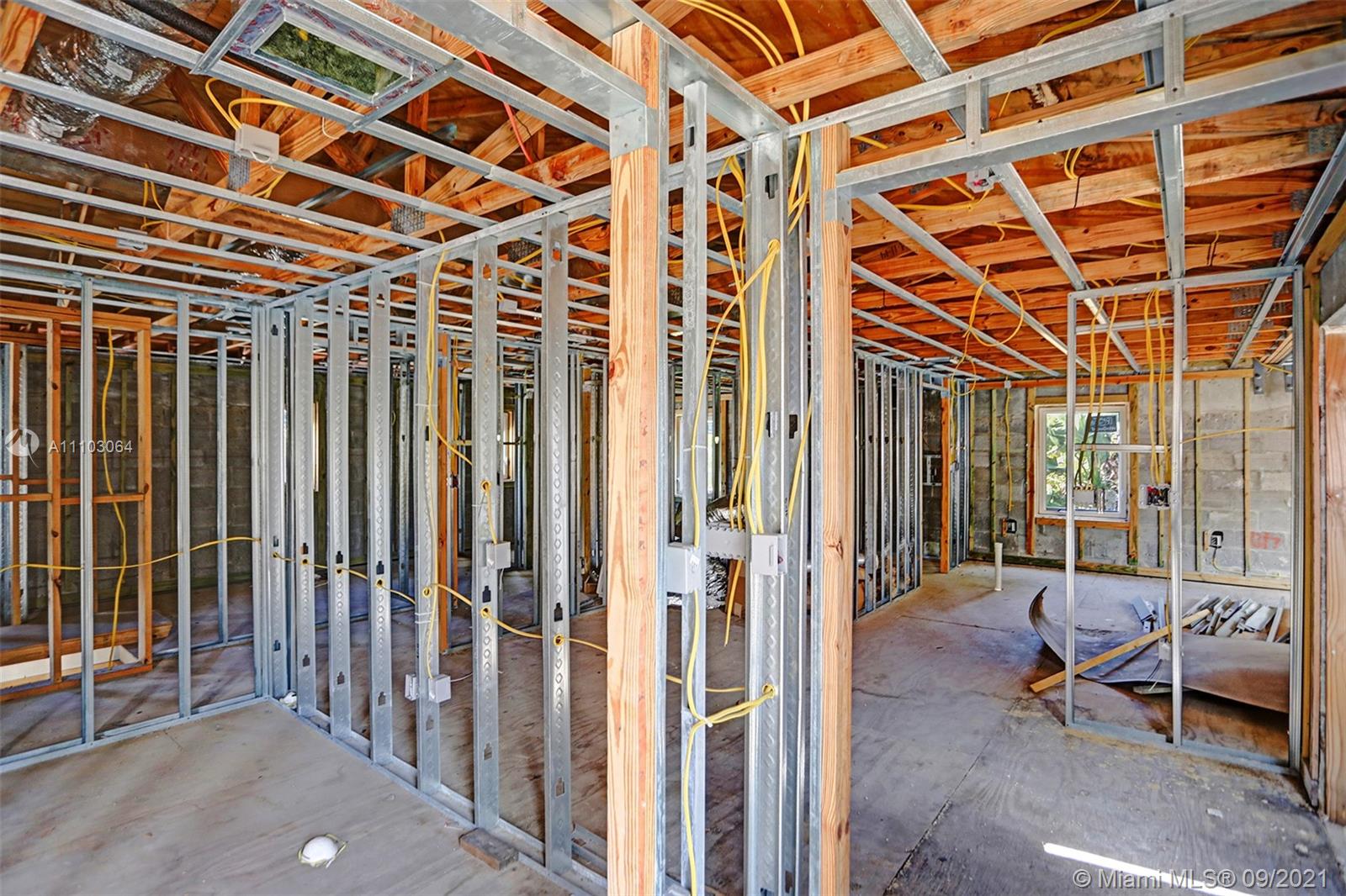 4431 Alton Road Miami Beach, FL 33140 - Photo 49 of 58 a view of an outdoor space