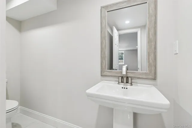 $699,990 | 232 Berkshire Drive, Farmingville, NY 11738