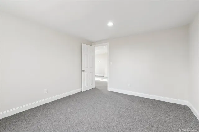 $699,990 | 232 Berkshire Drive, Farmingville, NY 11738