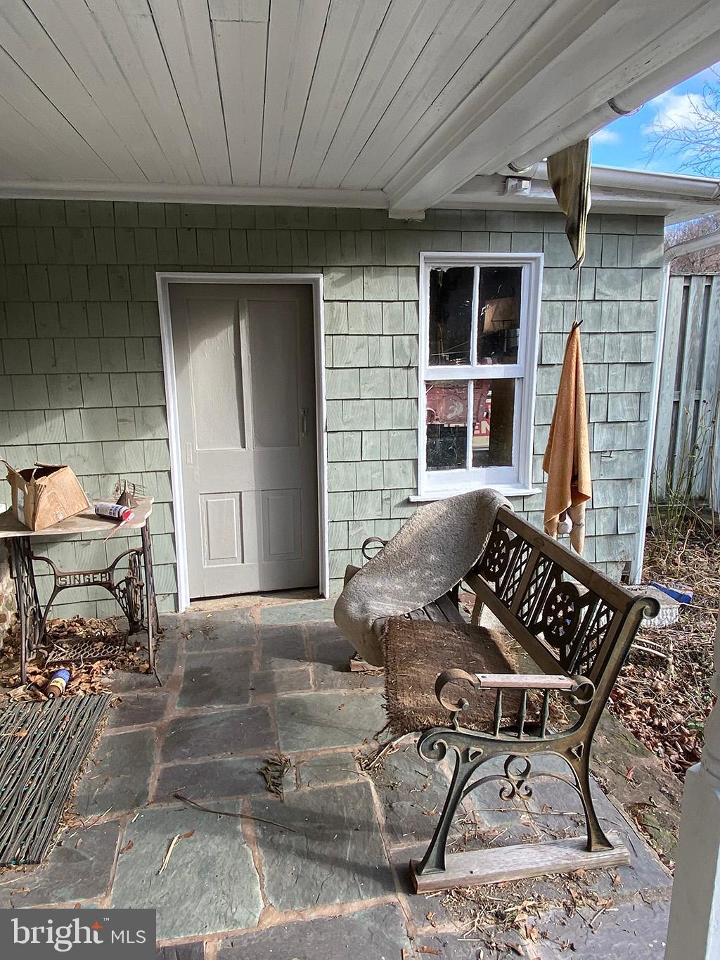1064 Fritztown Road Reading, PA 19608 - Photo 4 of 9