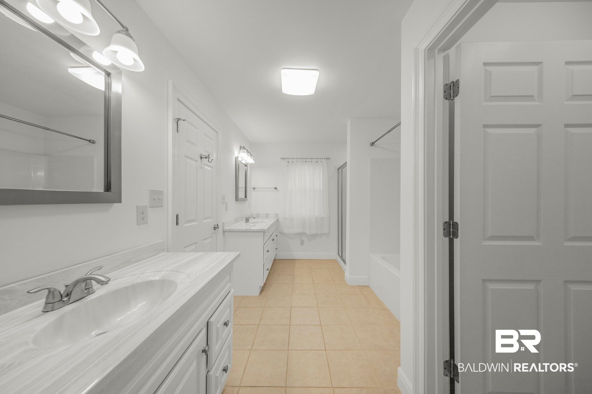 316 Pecan Ridge Boulevard Fairhope, AL 36532 - Photo 21 of 38 Primary Bathroom