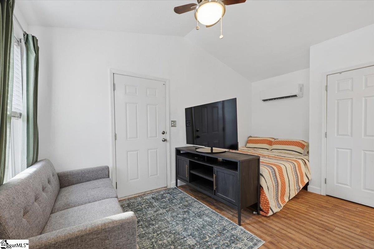 831 Neighborhood Road Wellford, SC 29385 - Photo 1 of 35