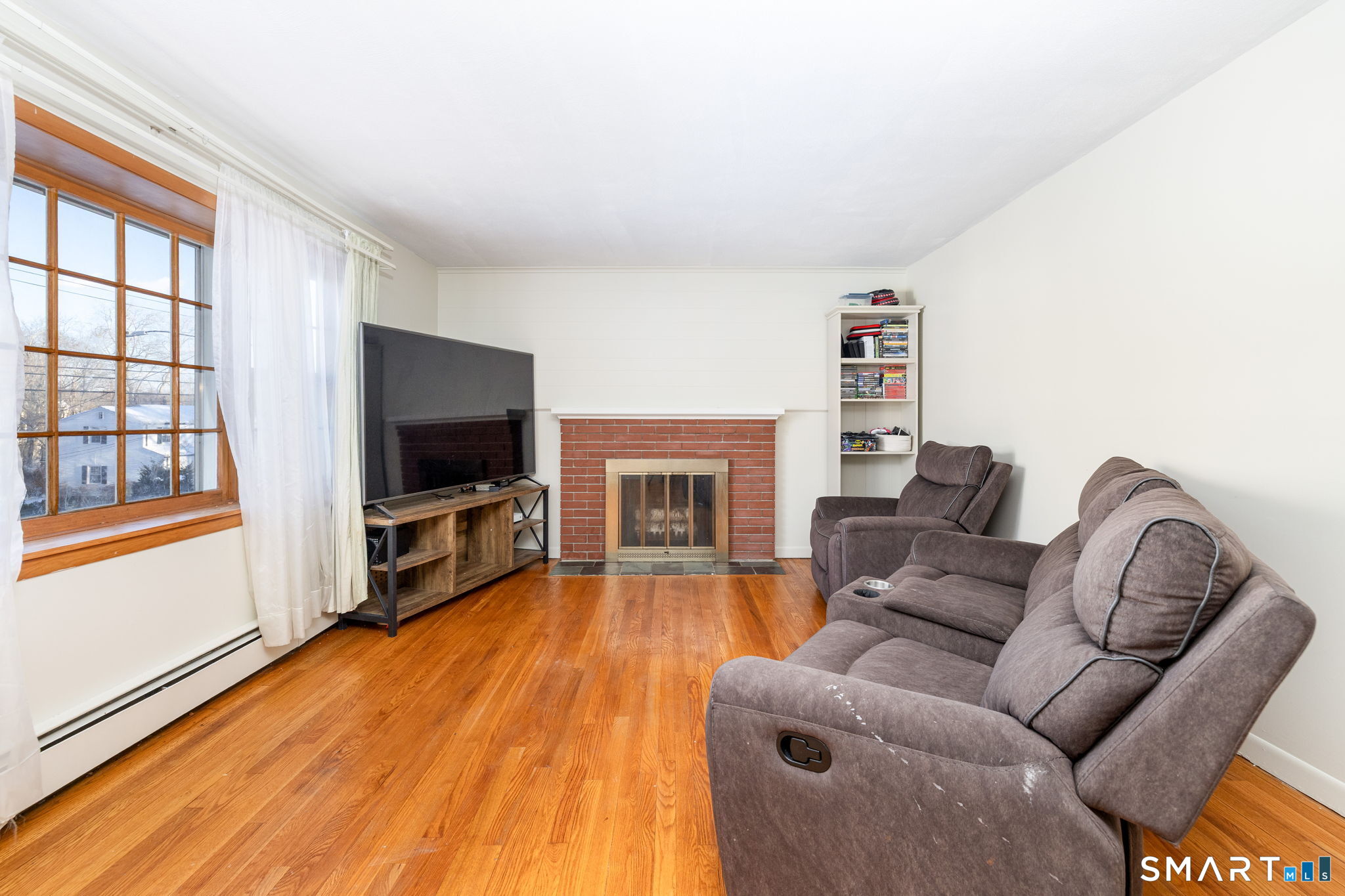 110 Valley Road Groton, CT 06340 - Photo 5 of 30