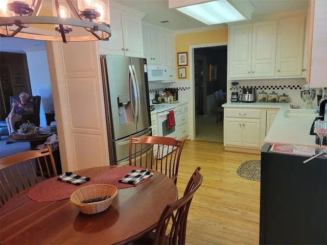 $395,000 | 1700 Twin Oaks Drive, Harrisonville, MO 64701