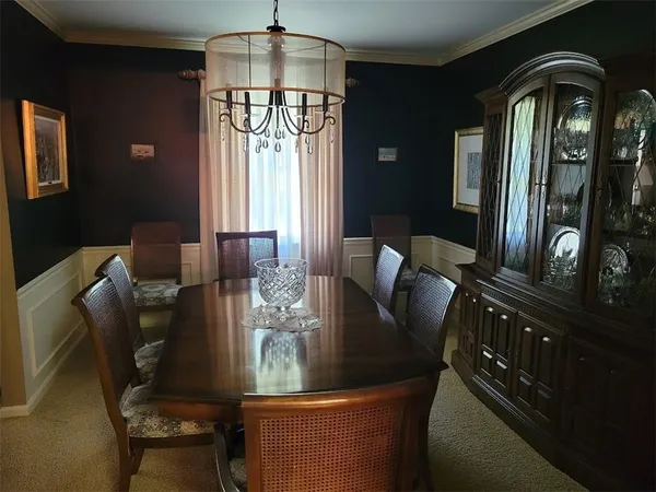 $389,000 | 1700 Twin Oaks Drive, Harrisonville, MO 64701