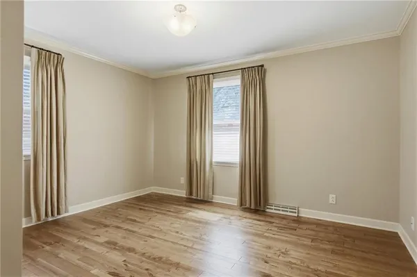 $389,000 | 1700 Twin Oaks Drive, Harrisonville, MO 64701