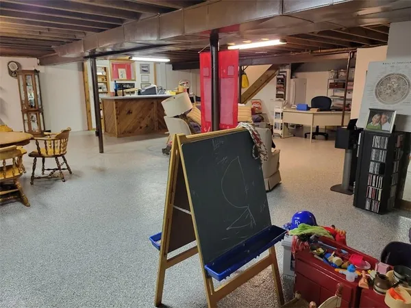 $389,000 | 1700 Twin Oaks Drive, Harrisonville, MO 64701