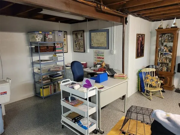 $389,000 | 1700 Twin Oaks Drive, Harrisonville, MO 64701