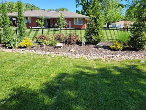 $389,000 | 1700 Twin Oaks Drive, Harrisonville, MO 64701