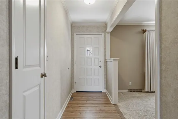 $389,000 | 1700 Twin Oaks Drive, Harrisonville, MO 64701