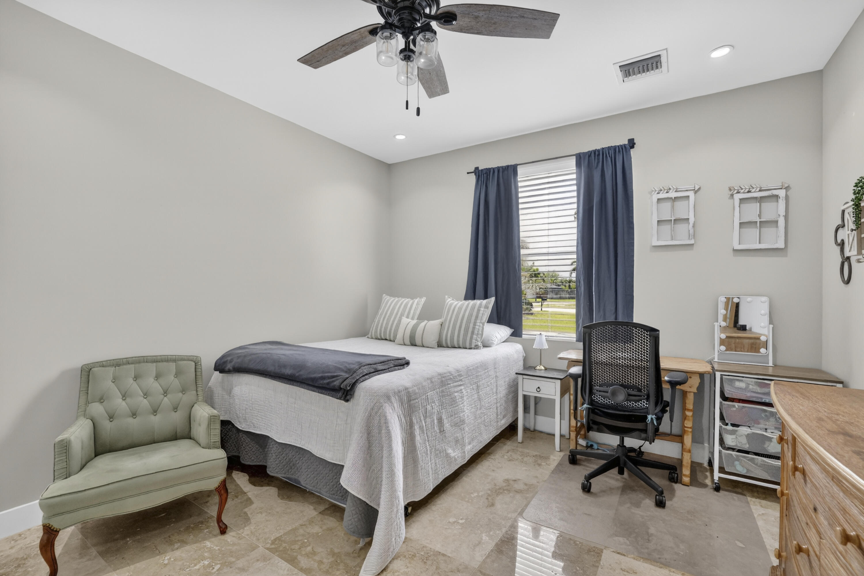 9628 Trivolo Place Boca Raton, FL 33434 - Photo 18 of 41 09-8I8A0207