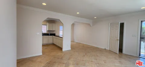 $1,125,000 | 1873 West Jefferson Boulevard, Los Angeles, CA 90018