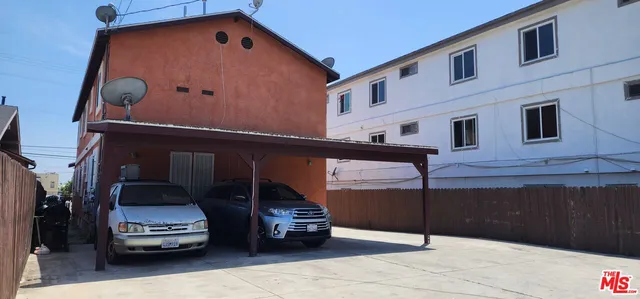 $1,280,000 | 1873 West Jefferson Boulevard, Los Angeles, CA 90018