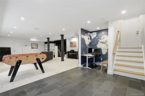 $2,795,000 | 55 Harrison Drive, Larchmont, NY 10538