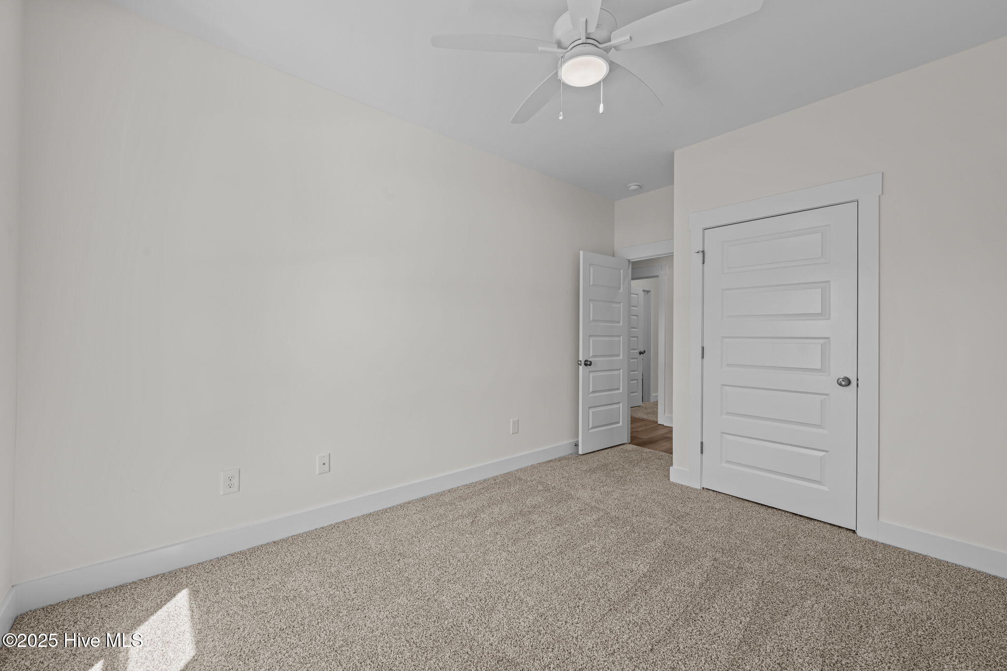 1230 Petite Terre Court New Bern, NC 28560 - Photo 12 of 36 12-web-or-mls-DSC_3587