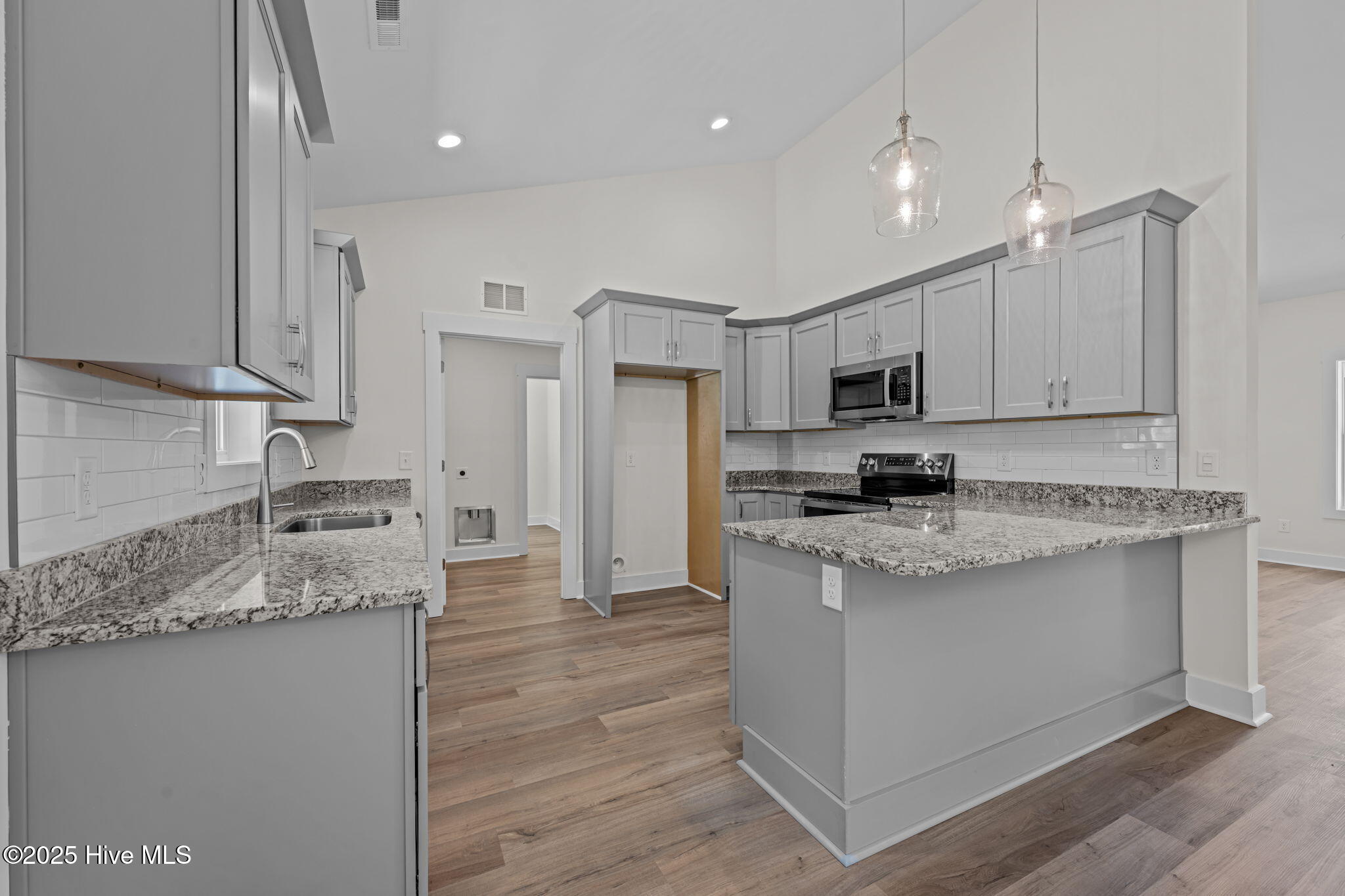 1230 Petite Terre Court New Bern, NC 28560 - Photo 21 of 36 21-web-or-mls-DSC_3617