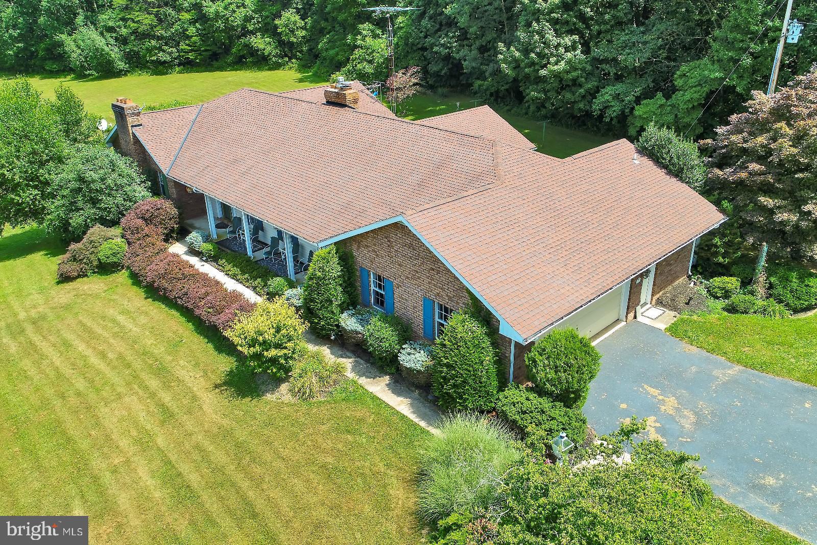 535 Davis Road New Park, PA 17352 - Photo 3 of 50 Gallery Image 3